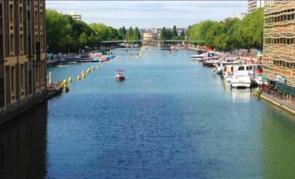 Vivez Paris Dans Ce Studio Cosy Et Central 0*,  França